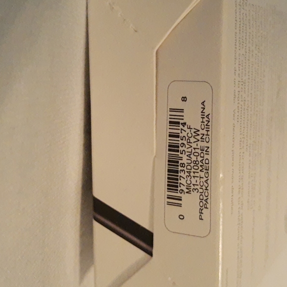 Verizon Micro USB Car Charger with dual output and LED Light NIP SEALED - Picture 9 of 10